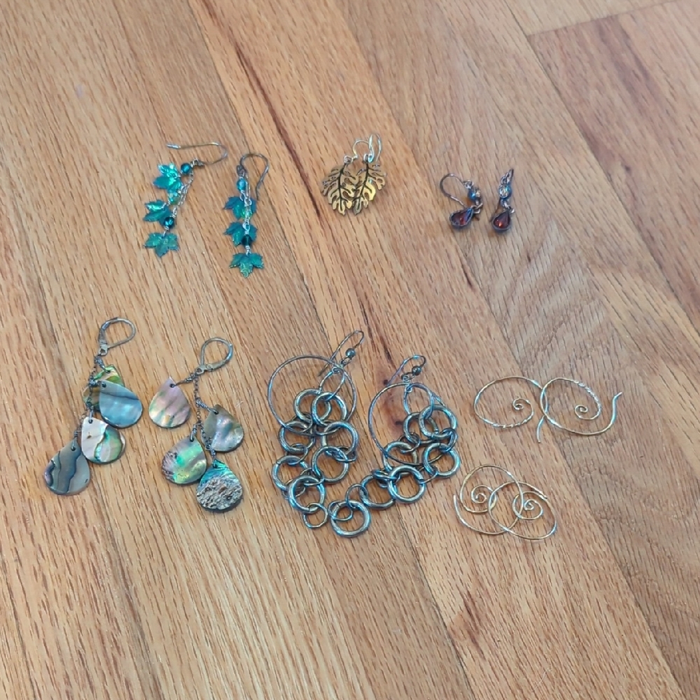 Elegant Silver and Gold Earrings Set